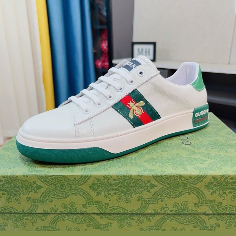 G*u*i casual shoes